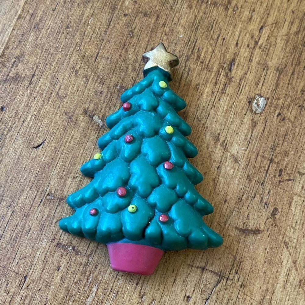Vintage Festive Christmas Tree Brooch Pin